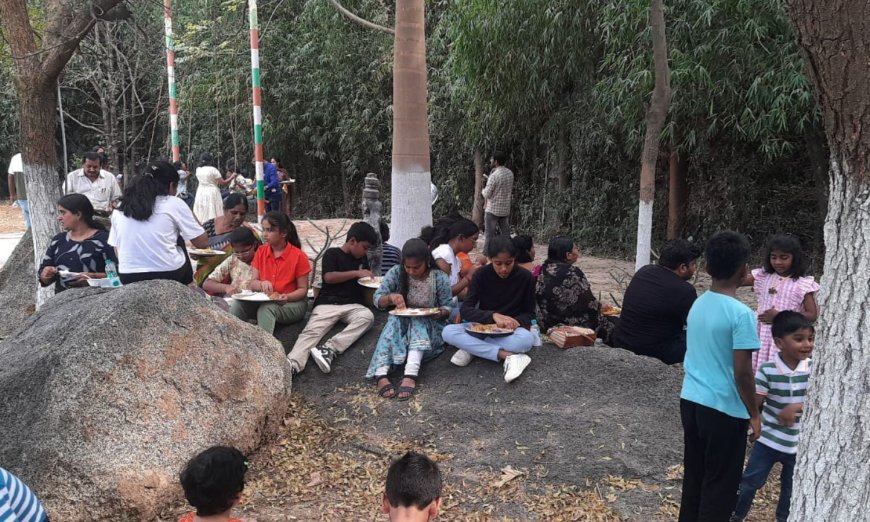 सामुदायिक कार्यक्रमों से पड़ोसियों में मेलजोल बढ़ा